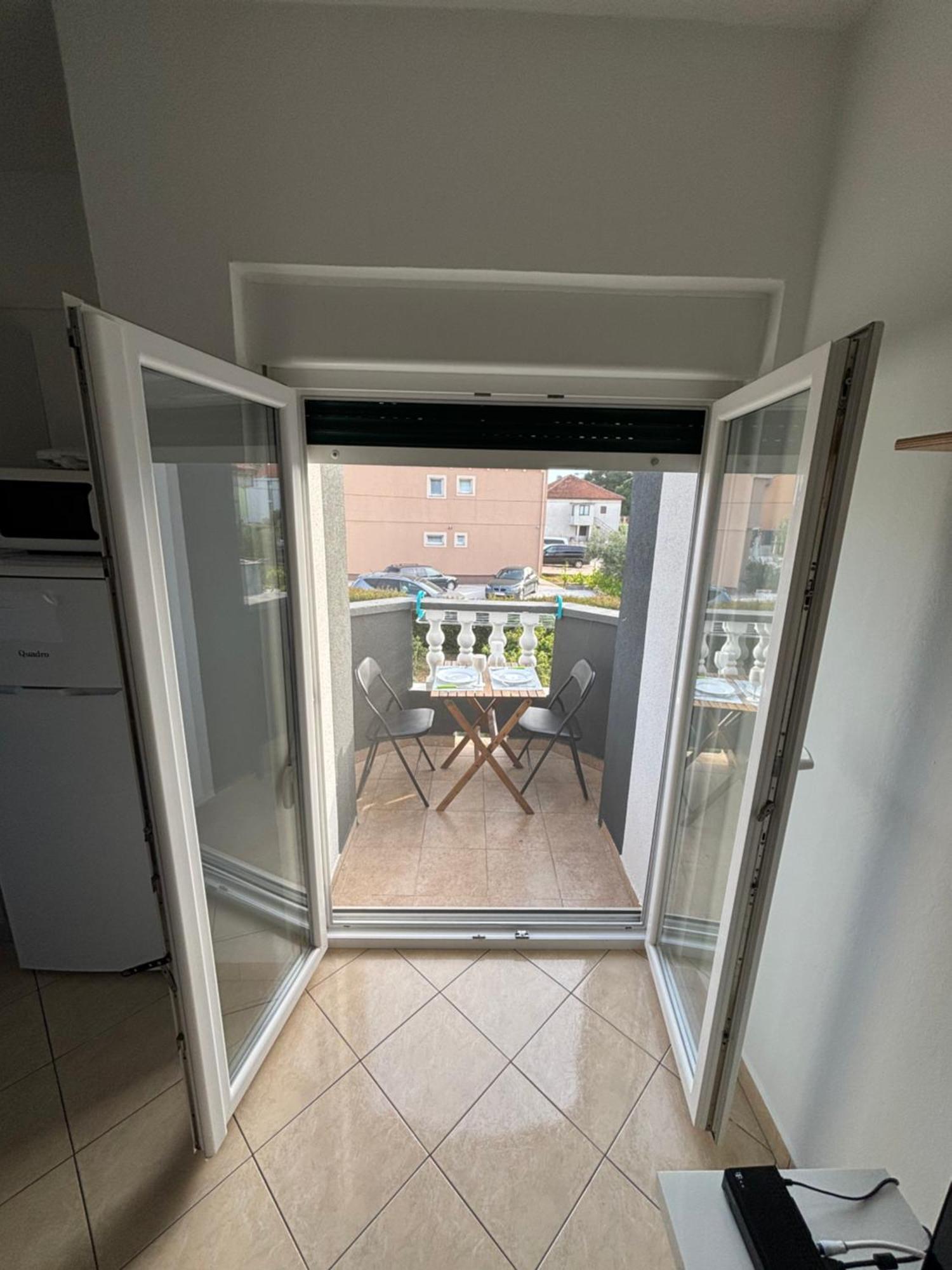Apartman Tiziana Zadar Eksteriør billede